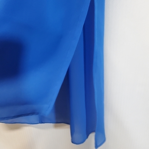 Trouve Blue Keyhole Sleeveless Midi Shift Dress - Picture 6 of 10